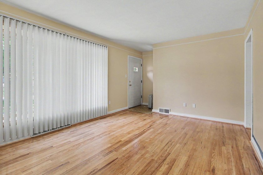 Charming three bedroom one bath Cape Cod with a large fenced in - photo 6