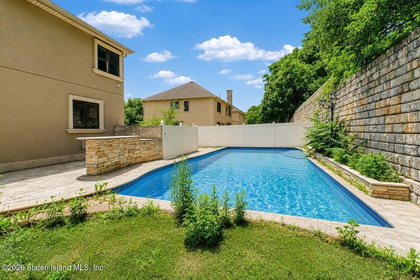 WELCOME TO 1841 RICHMOND RD LUXURY LIVING IN EXQUISITE LOWER - photo 15