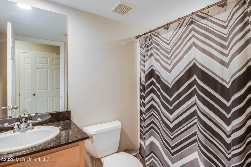 Beautiful condo in the heart of Biloxi just a short walk to the - photo 19