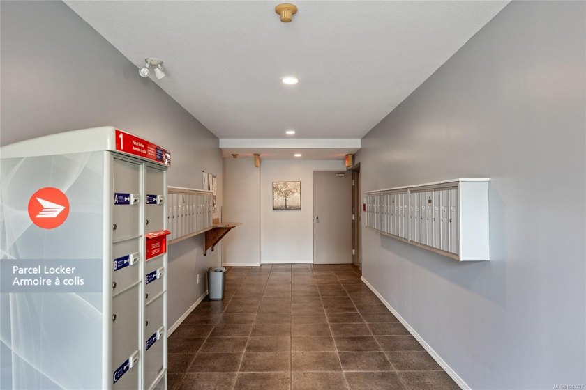 Welcome to Craigmark Place, where comfort, convenience, and - photo 22