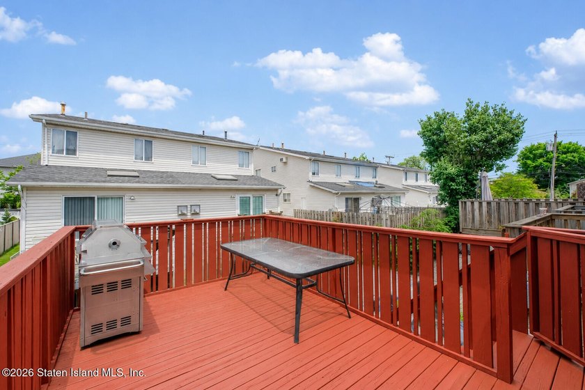 This lovely home in Sharrotts Estates, Woodrow, Staten Island is - photo 22
