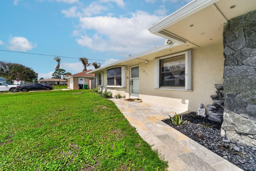 Move right into this beautifully renovated home where everything - photo 7