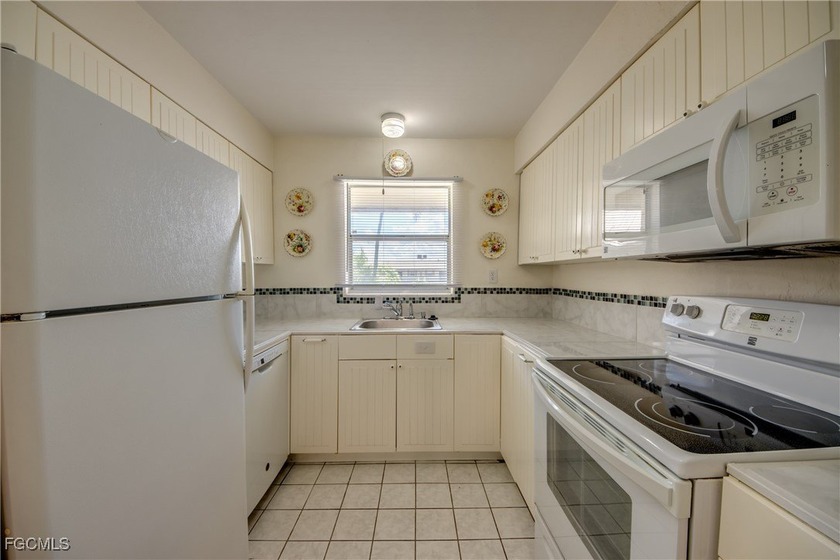 Welcome to Cape Palm Condos, where easy living is right at your - photo 14