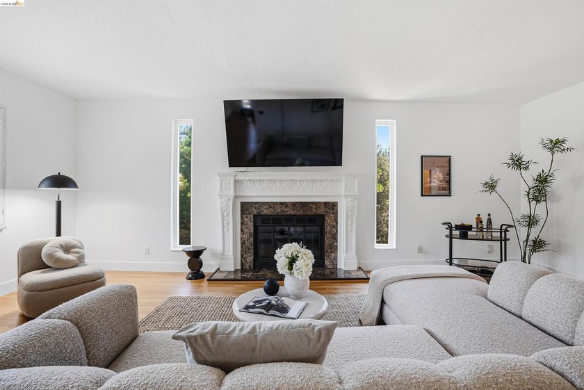 Located on the Piedmont side of Montclair, this 3-bedroom - photo 6