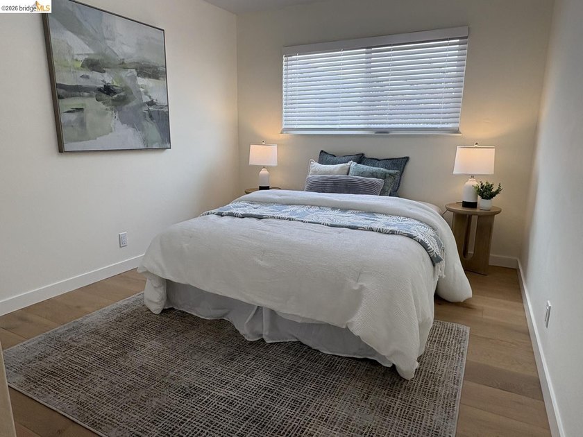Incredible opportunity to purchase a newly remodeled spacious - photo 3