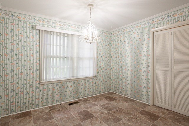 Large 4 bedroom home on a corner lot in Alice dr school - photo 23
