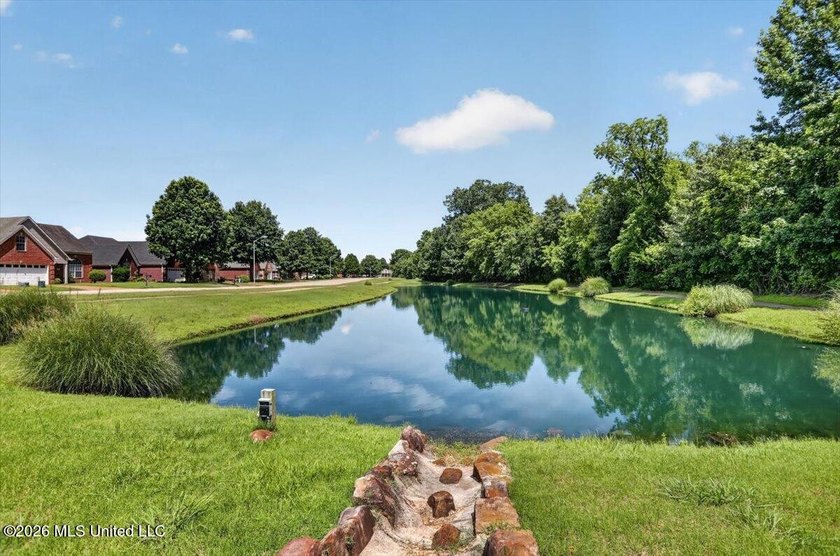 Welcome to this beautifully maintained 4 bedroom, 2 bathroom - photo 30