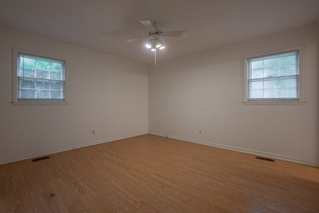 Large 4 bedroom home on a corner lot in Alice dr school - photo 42
