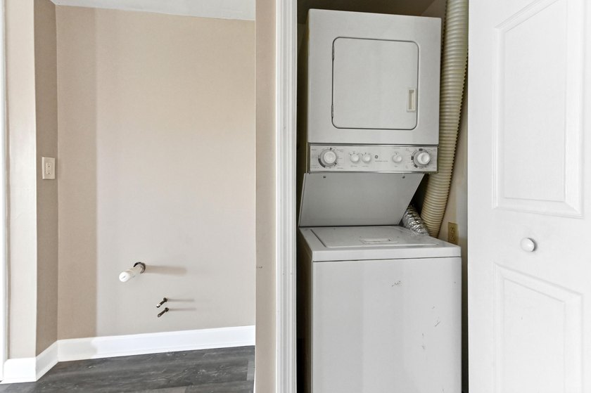 This beautiful condo presents an incredible opportunity for a - photo 5