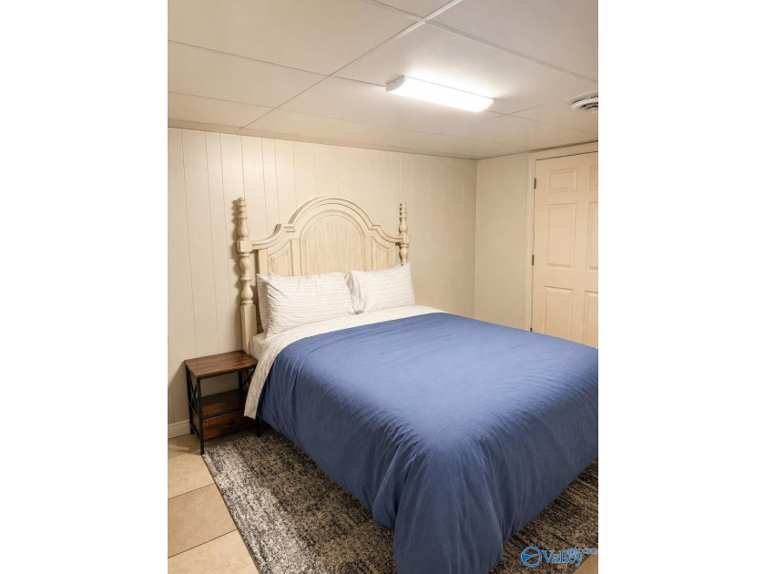 Rare opportunity on Weiss Lake! This beautifully updated 4BR/3BA - photo 16