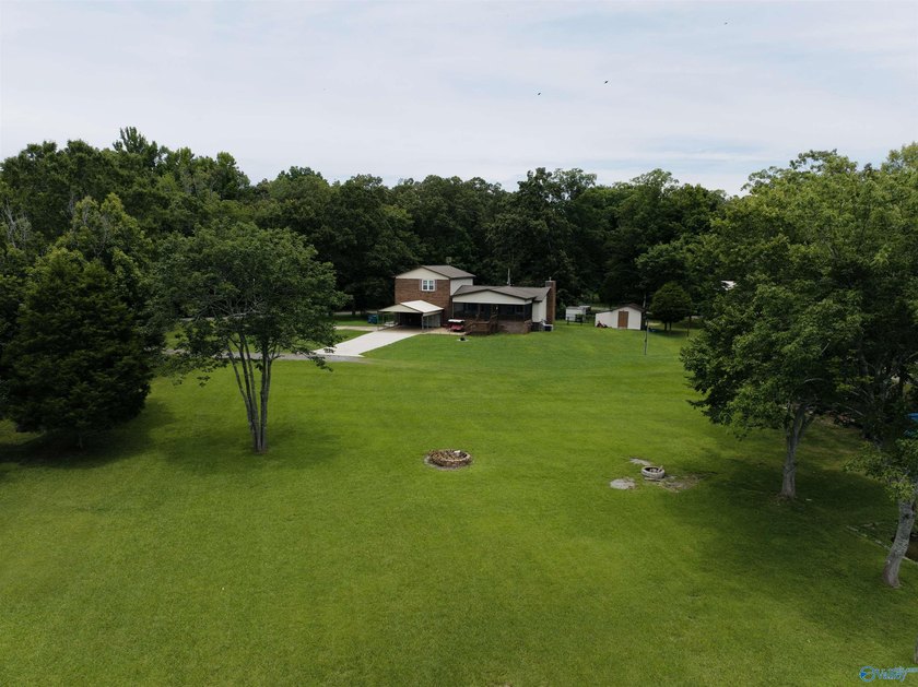 Rare opportunity on Weiss Lake! This beautifully updated 4BR/3BA - photo 33