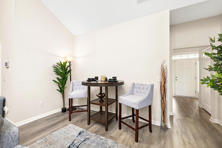 Must-see Victoria II in Stillpointe! This beautiful ranch-style - photo 12