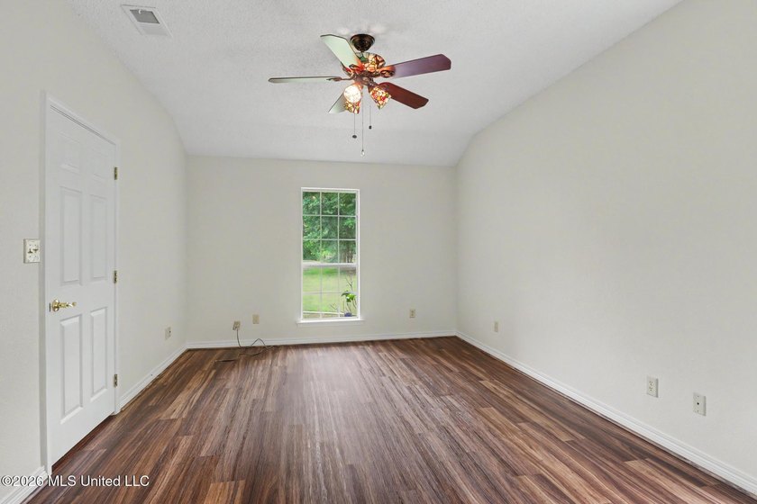 Enjoy peaceful country living with the confidence of major - photo 13