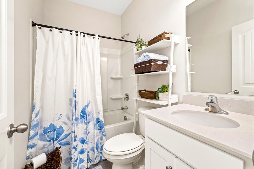 Must-see Victoria II in Stillpointe! This beautiful ranch-style - photo 22