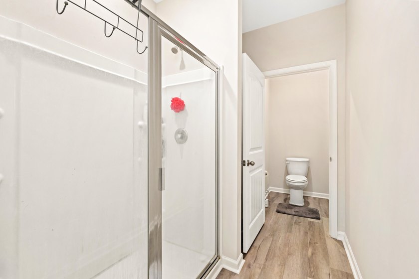Must-see Victoria II in Stillpointe! This beautiful ranch-style - photo 27