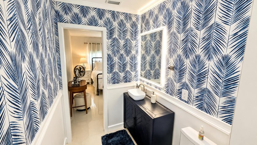 Welcome home to this beautifully upgraded villa in a peaceful - photo 6