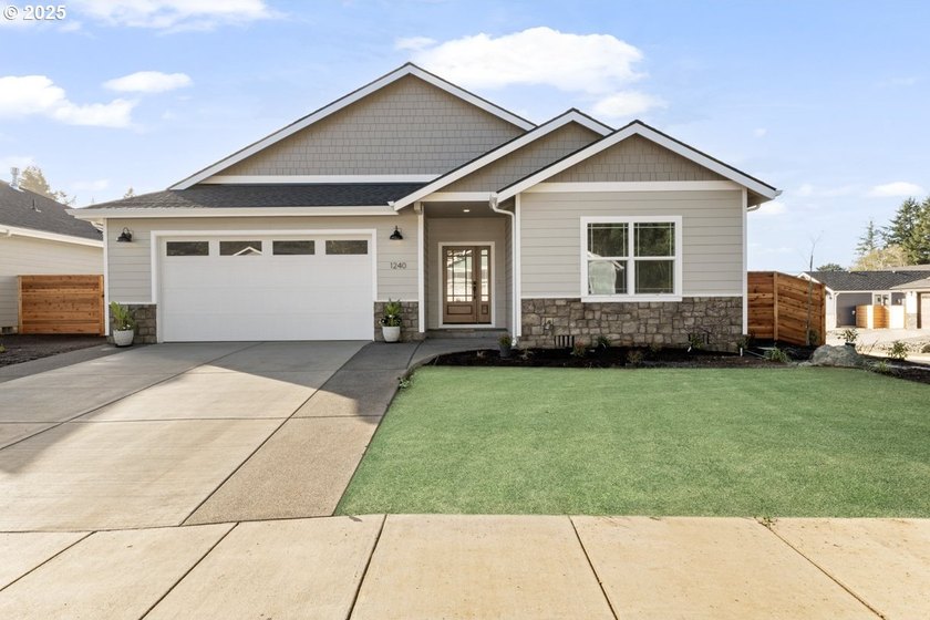 Experience refined coastal living in the brand-new Aspen model - photo 3