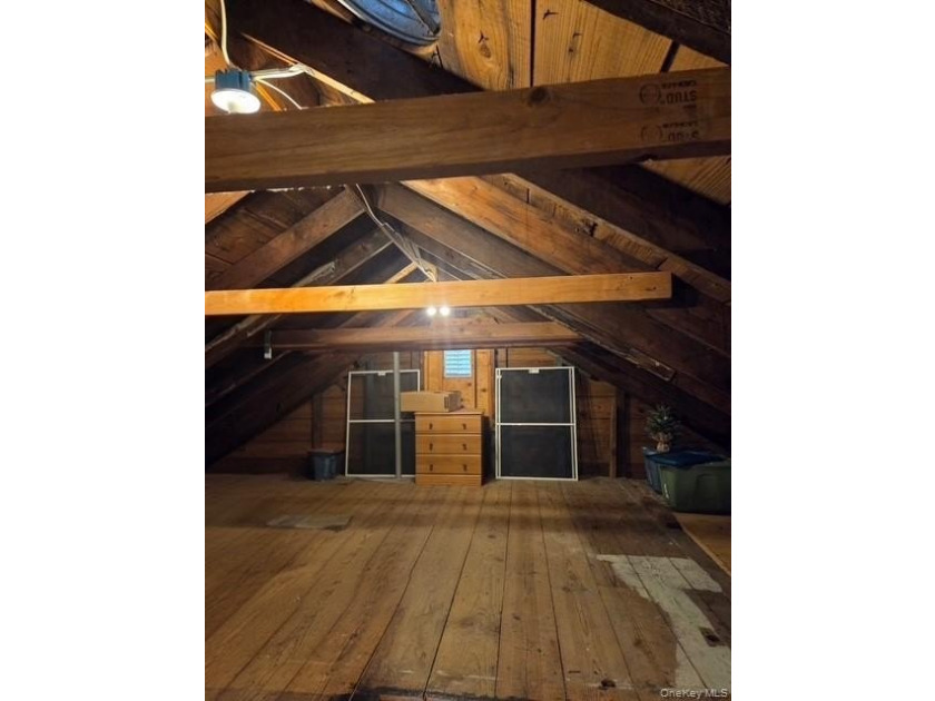 Welcome to this charming, well-maintained 2-bedroom, 1-bath - photo 26