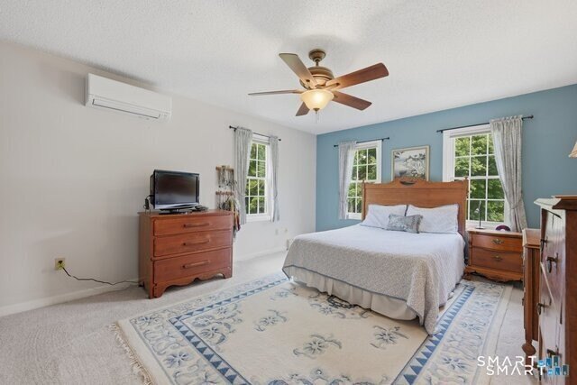 Welcome to Nursery Acres, one of the shoreline's most desirable - photo 11