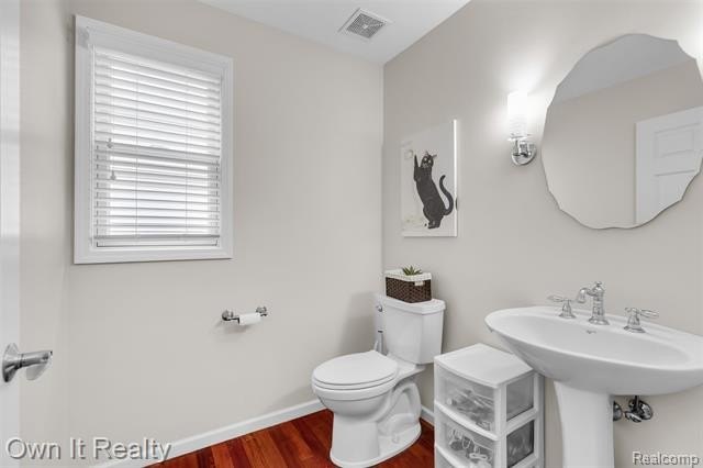 ***Open House Saturday June 13 from 1pm to 3pm*** Rare - photo 11