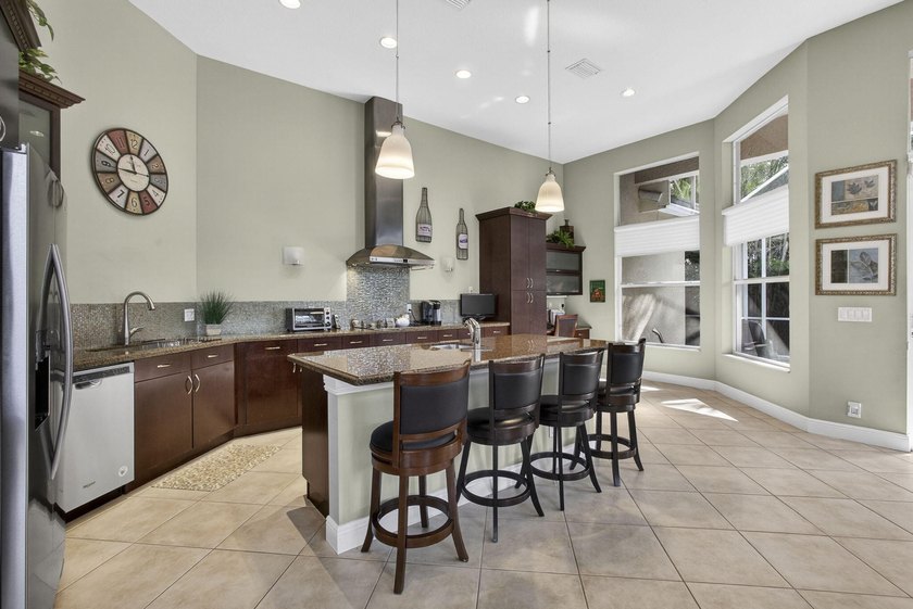 Great home, built in 2006, located in the most sought-after - photo 11