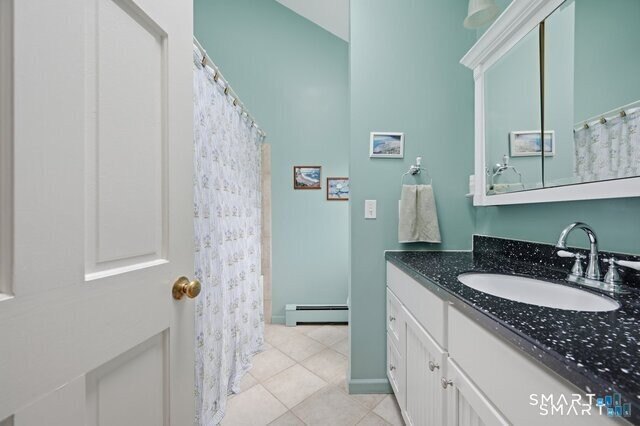 Welcome to Nursery Acres, one of the shoreline's most desirable - photo 12