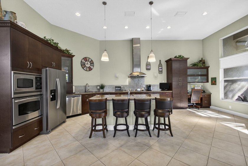 Great home, built in 2006, located in the most sought-after - photo 12