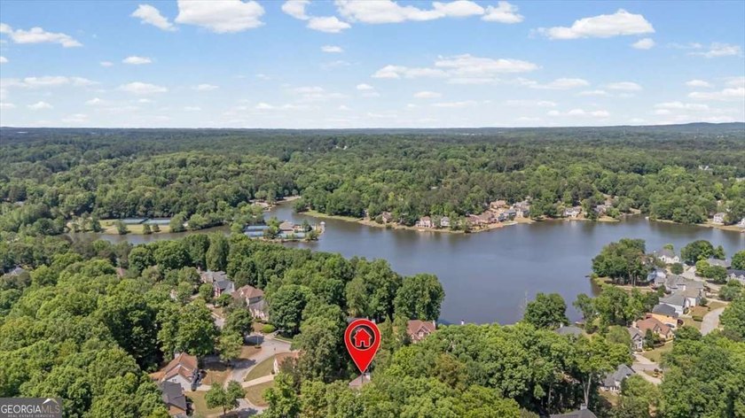 Welcome to 6915 Glen Cove Lane in the highly desirable Waters - photo 18