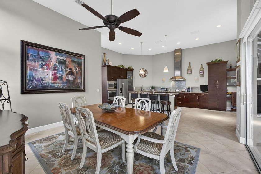 Great home, built in 2006, located in the most sought-after - photo 20