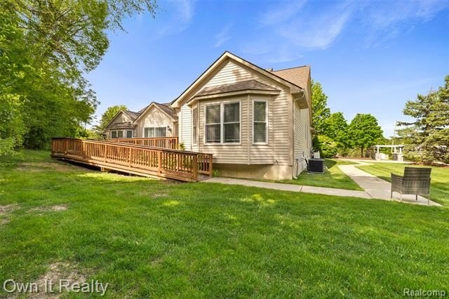 ***Open House Saturday June 13 from 1pm to 3pm*** Rare - photo 28