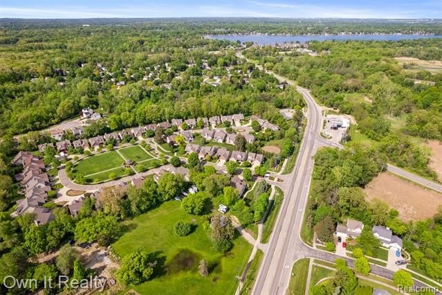 ***Open House Saturday June 13 from 1pm to 3pm*** Rare - photo 32