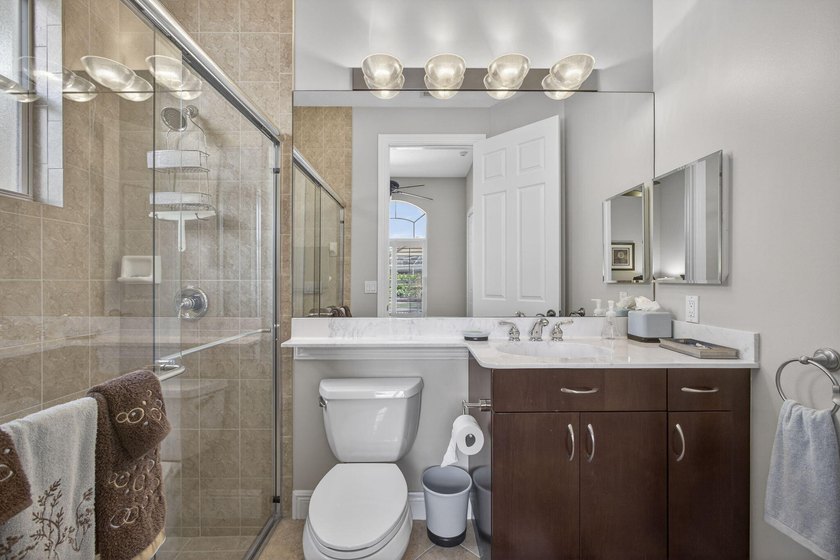 Great home, built in 2006, located in the most sought-after - photo 32