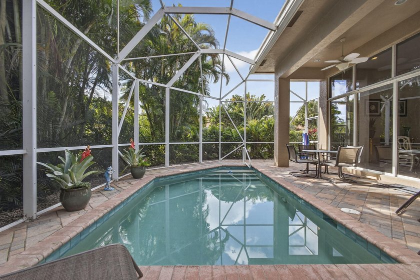 Great home, built in 2006, located in the most sought-after - photo 44