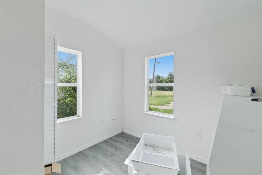 This property offers a fantastic opportunity for homeowners - photo 23