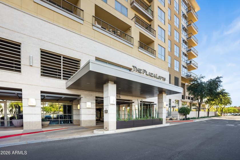 Welcome home to this amazingly beautiful end, ground-floor unit - photo 25