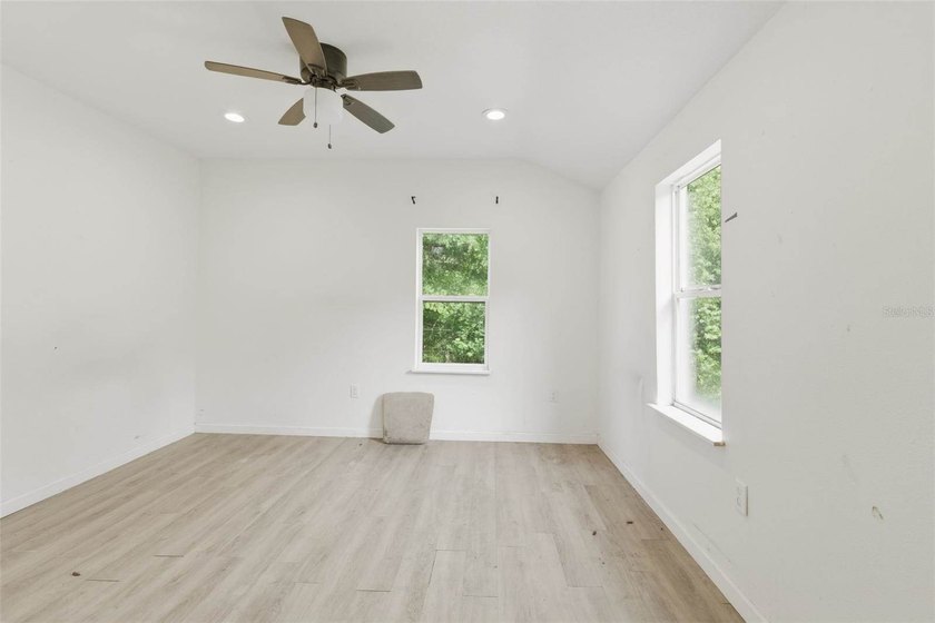 This property offers a fantastic opportunity for homeowners - photo 29