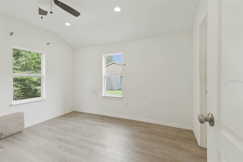 This property offers a fantastic opportunity for homeowners - photo 30