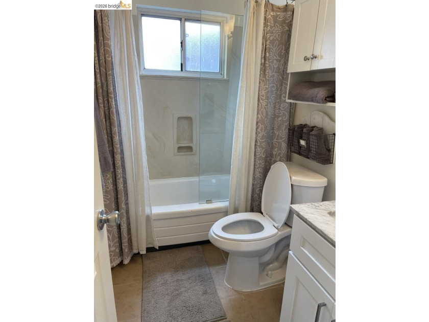 Charming, light-filled 2nd Floor Unit at a Super Price! Located - photo 6