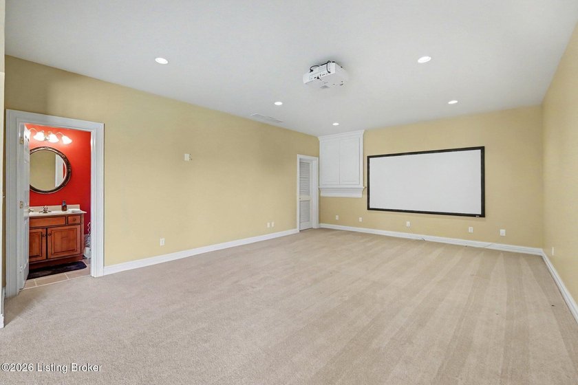 Over 5300 Sq. Ft Deville Custom 2 Story Home*One Owner*5 - photo 23