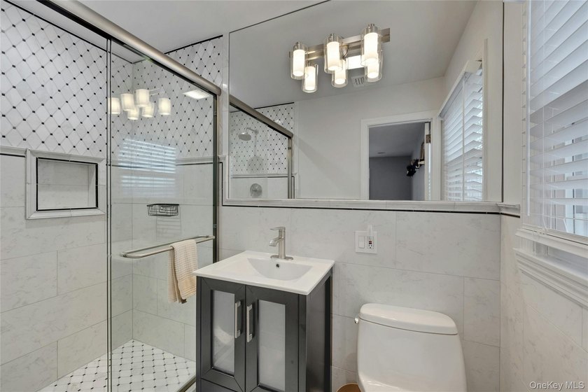 Welcome to this breathtaking and masterfully renovated home - photo 23
