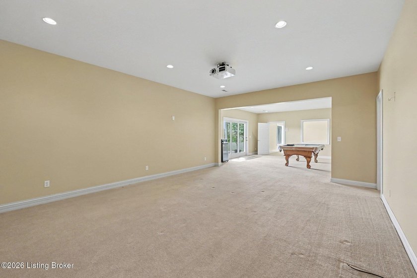 Over 5300 Sq. Ft Deville Custom 2 Story Home*One Owner*5 - photo 25