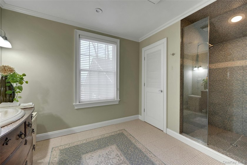 Welcome to this breathtaking and masterfully renovated home - photo 30