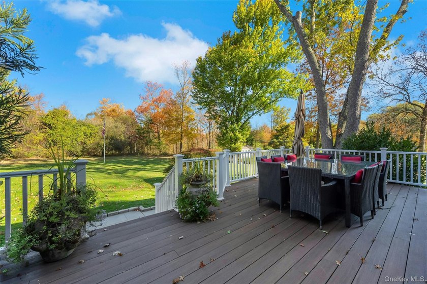 Welcome to this breathtaking and masterfully renovated home - photo 36