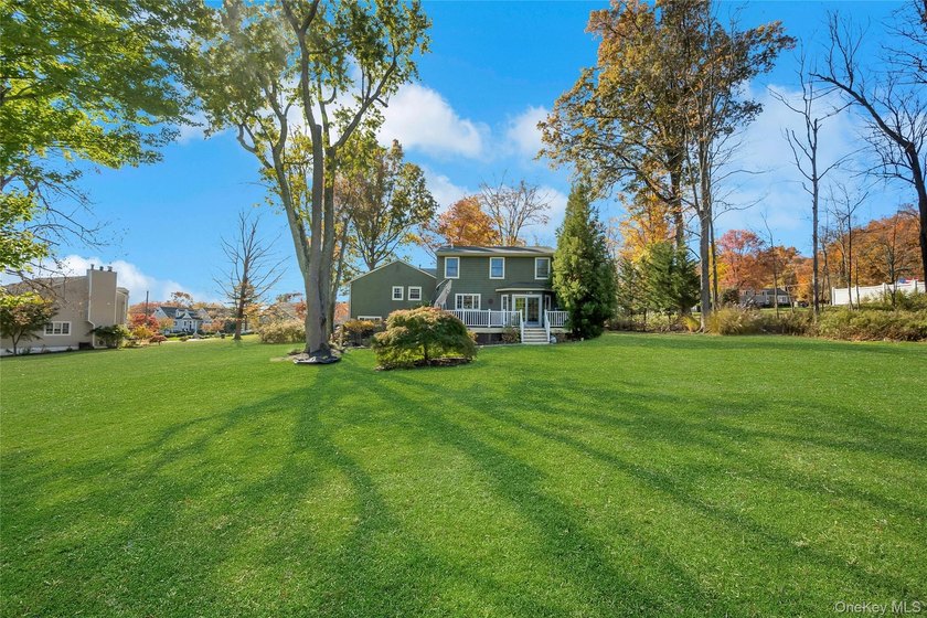 Welcome to this breathtaking and masterfully renovated home - photo 44