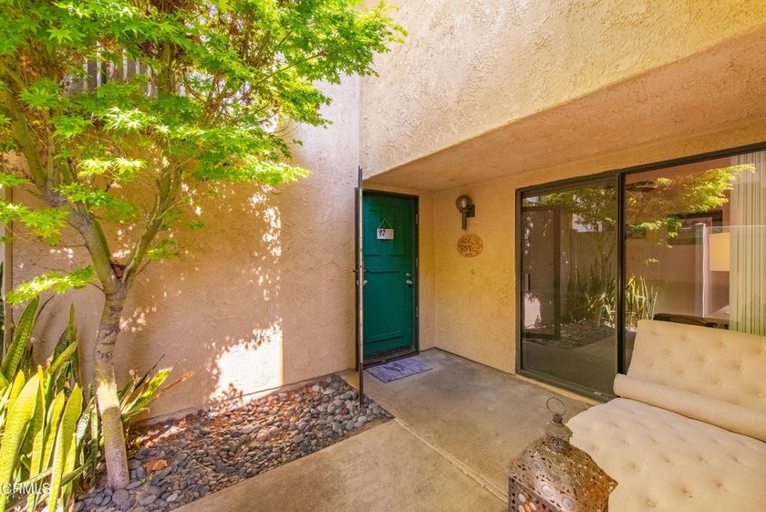 Charming La Ventana Townhome! Beautifully Maintained 3 Bedroom - photo 2
