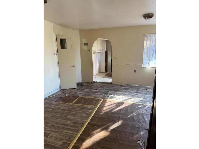 Opportunity Property .. Located at 2138 Dumbarton, East Palo - photo 3