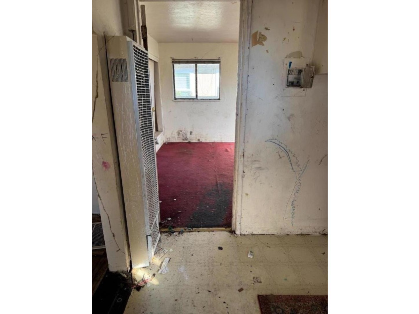 Opportunity Property .. Located at 2138 Dumbarton, East Palo - photo 7