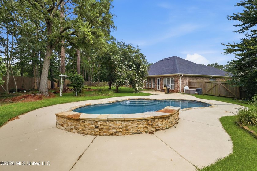 Unbeatable value in the highly sought-after Bienville Place - photo 31