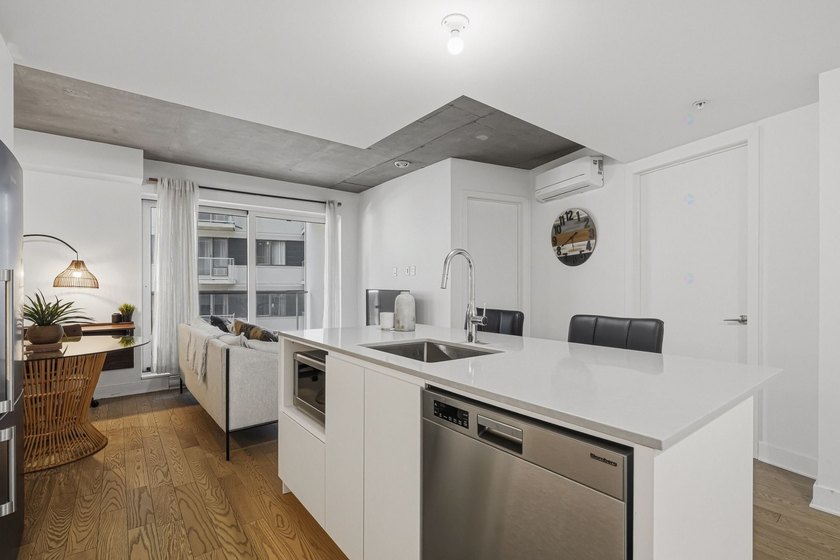 Elegant condo d'une chambre, entierement meuble, situe dans un - photo 3