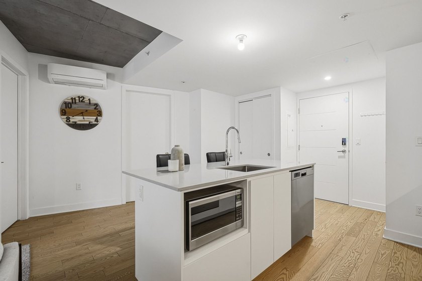 Elegant condo d'une chambre, entierement meuble, situe dans un - photo 5